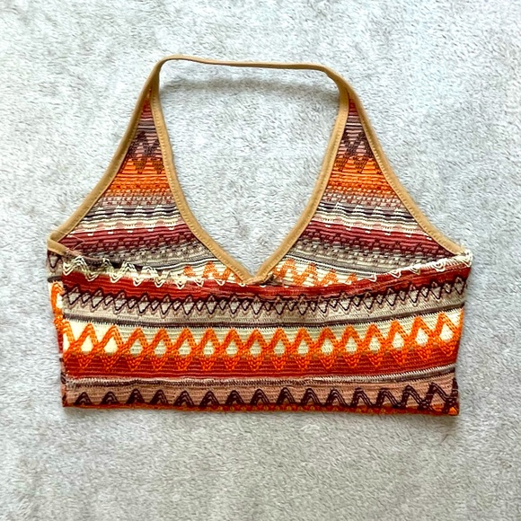 Hippy style weaved crop top - Picture 3 of 3